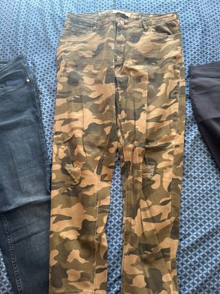 Pantalón militar camuflaje