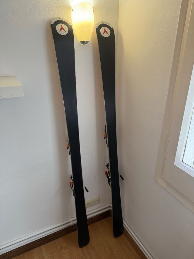 Esquís Dynastar Contact Groove Fluid 165cm