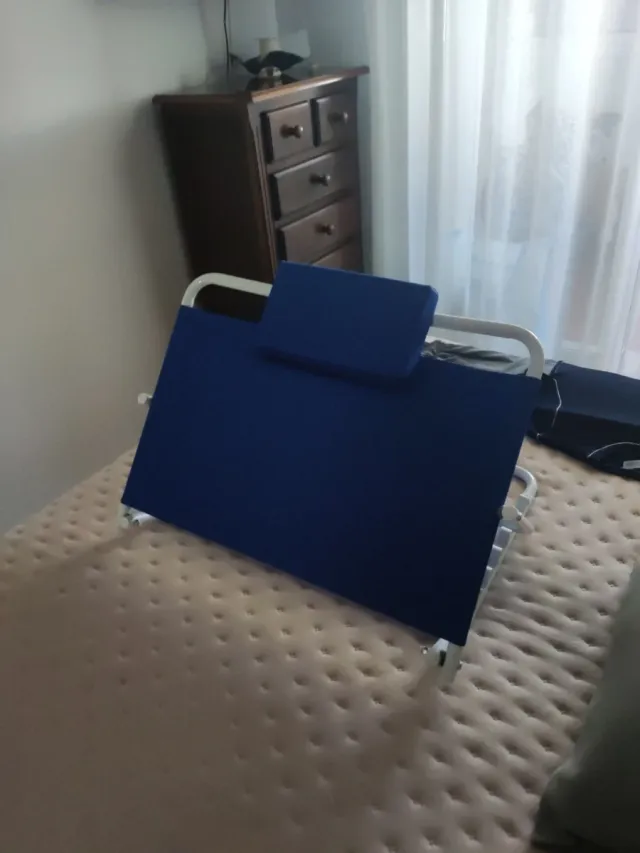 Respaldo cama/playa azul plegable. Ortopedia