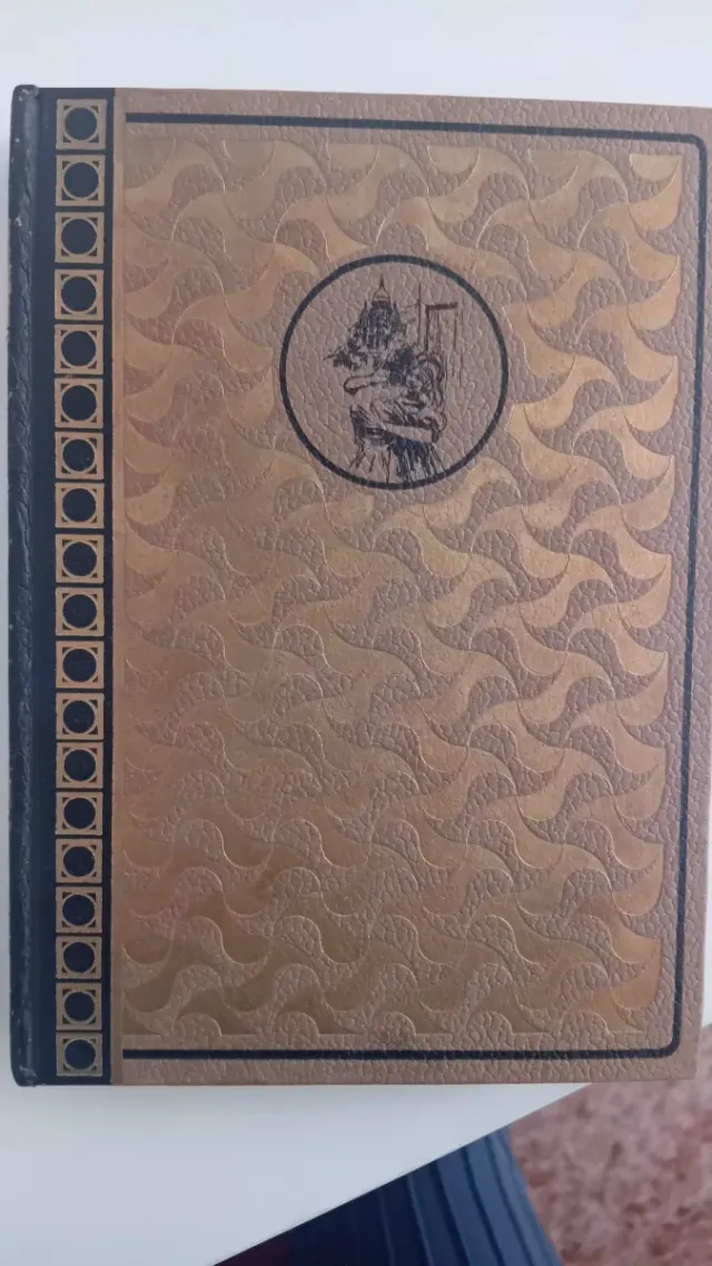 Libro antiguo Manon Lescaut