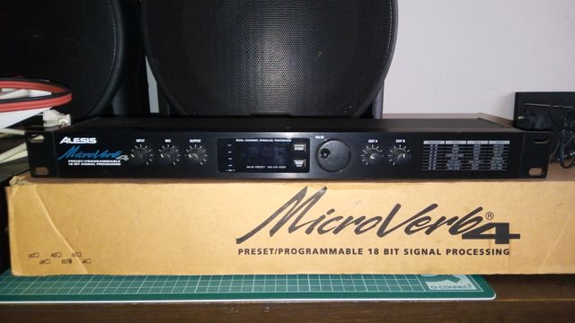 Pantallas, Etapa de Potencia y Multiefectos