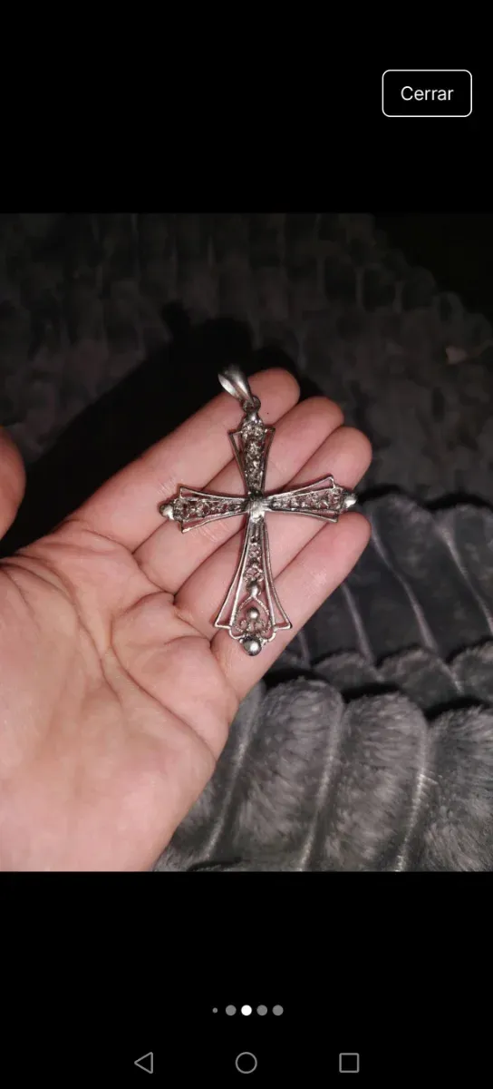 Colgante Cruz Estilo Isabelino