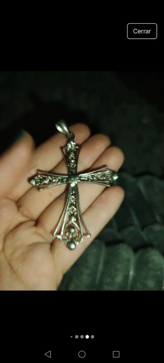 Colgante Cruz Estilo Isabelino