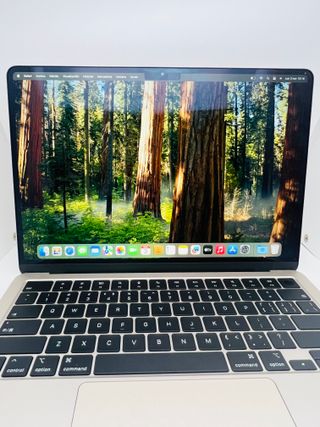 MacBook Air 13' M4 16GB 256GB Plata