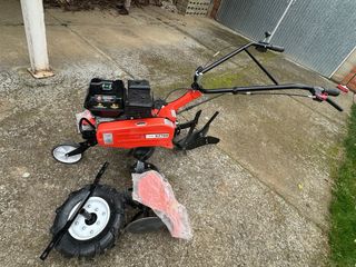 Motoazada Kuril KZ700