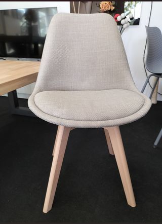 Silla de comedor beige