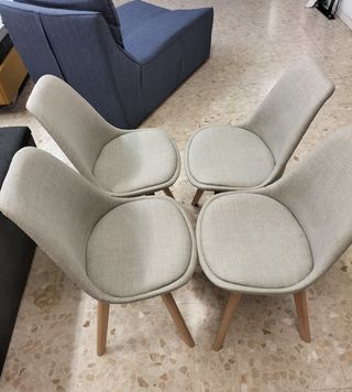 Silla de comedor beige