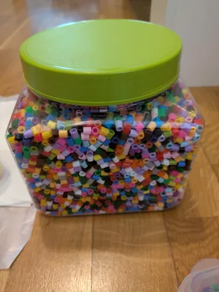 Piezas para pulseras, llaveros y planchas