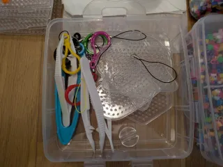 Piezas para pulseras, llaveros y planchas