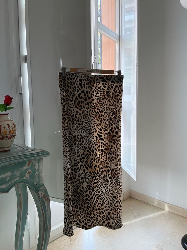 Falda Zara Estampado Leopardo