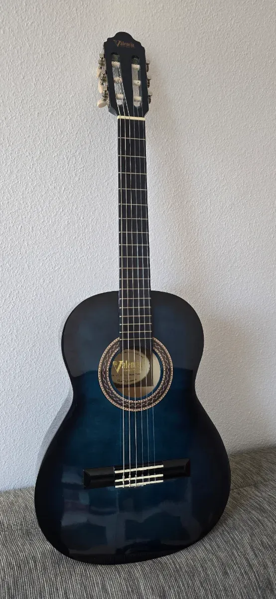 Guitarra Clásica Valencia Azul