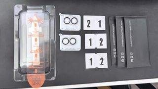 Protezioni in vetro temperato per iPhone 16/17