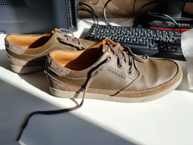 Zapatos casual Skechers marrones