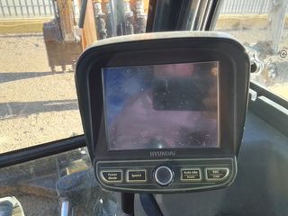 MINI EXCAVADORA HYUNDAI ROLEX 80CR - 9A.