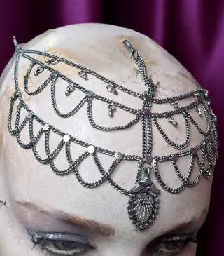 Tocado cadena plata estilo étnico