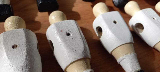 Lote 19 muñecos futbolín madera pintados
