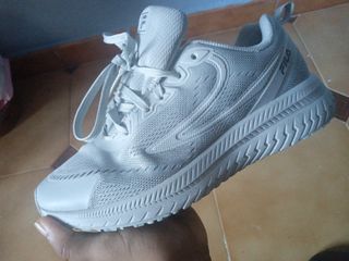 Zapatillas deportivas Fila grises talla 38
