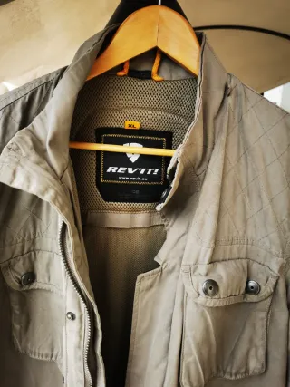 Giacca moto Revit