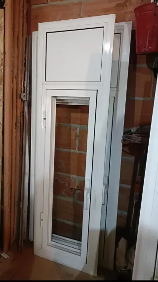 Ventana aluminio sin cristal 42 x154