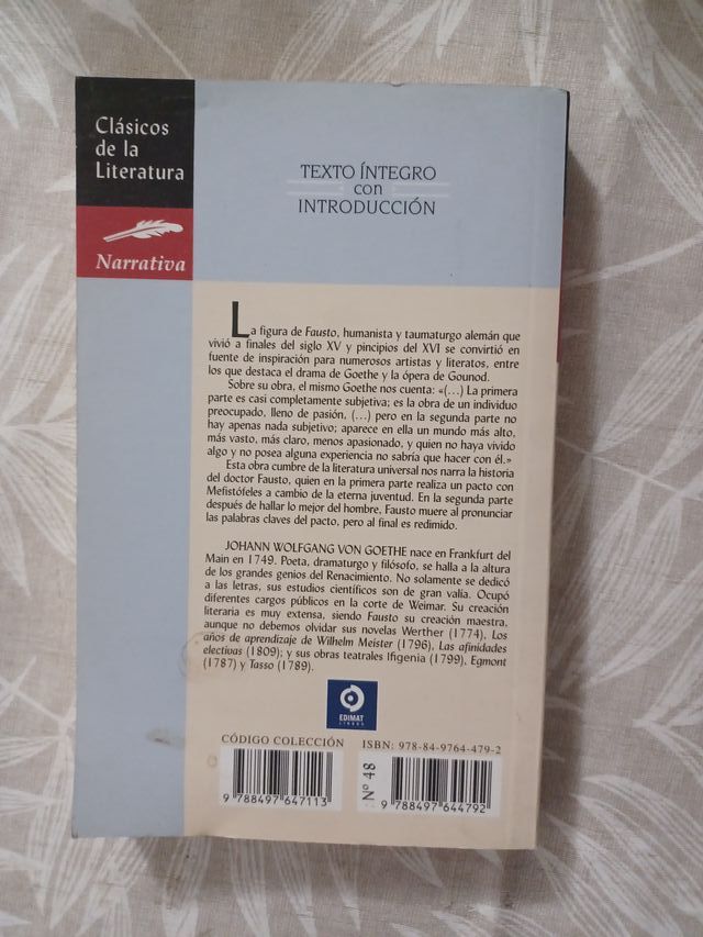 Fausto (Clásicos de la literatura series) (Span...