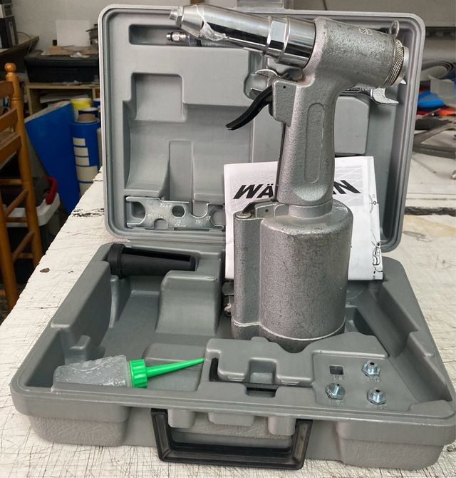 Remachadora Neumática Profesional