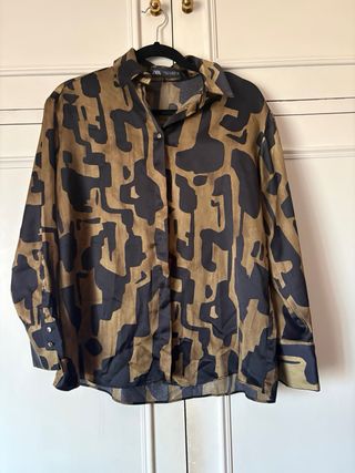 Conjunto Falda y Camisa Zara Estampado