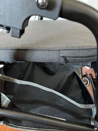 Andador Playcare con asiento y frenos