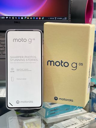 Motorola Moto G05 256GB Rojo