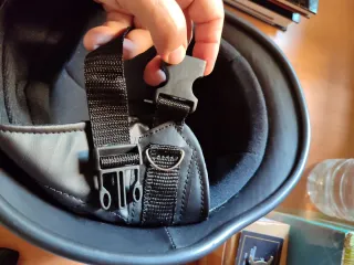 Casco retro cuero con gafas custom