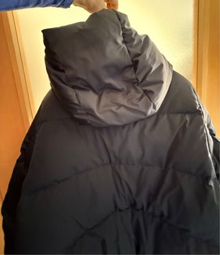 Abrigo plumífero Uniqlo gris