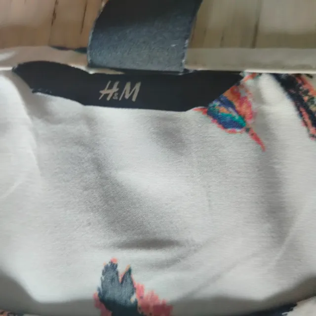 Blusa H&M pájaros