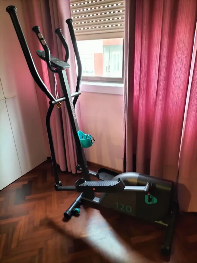 Elíptica Domyos 120