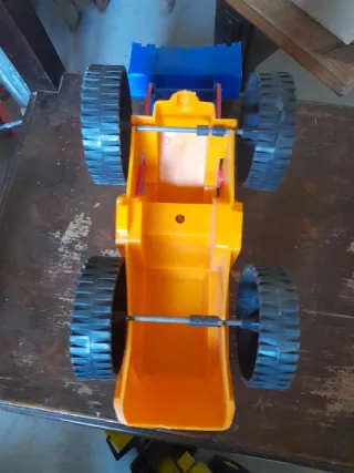 Excavadora antigua de Juguetes Bernabeu