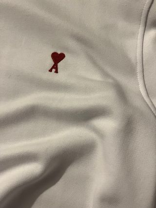 Sudadera AMI Paris Blanca Corazón Rojo