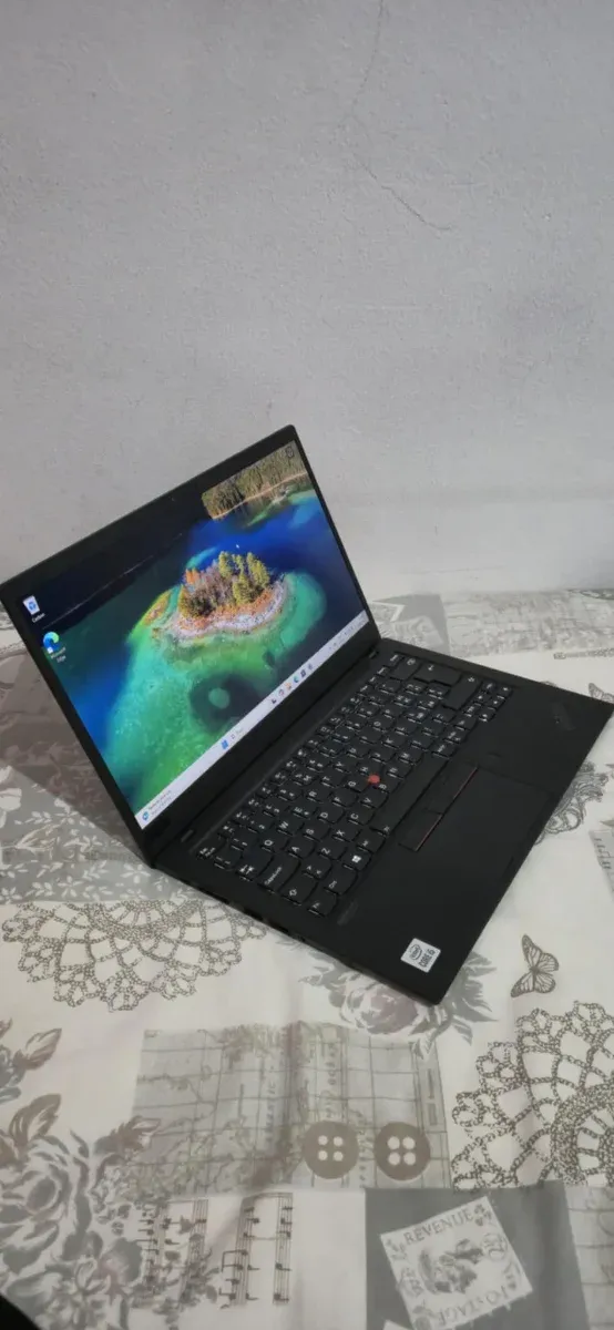 Lenovo ThinkPad X1 Carbon Gen 8 i5-10th 16GB 256GB
