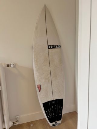 Tabla de surf Pyzel 5.9 25 l