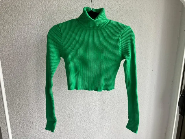 Jersey Bershka verde talla M