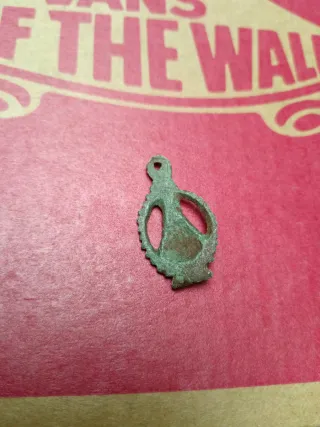 Medalla Virgen Antigua