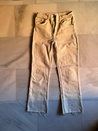 Pantalón Zara beige flare