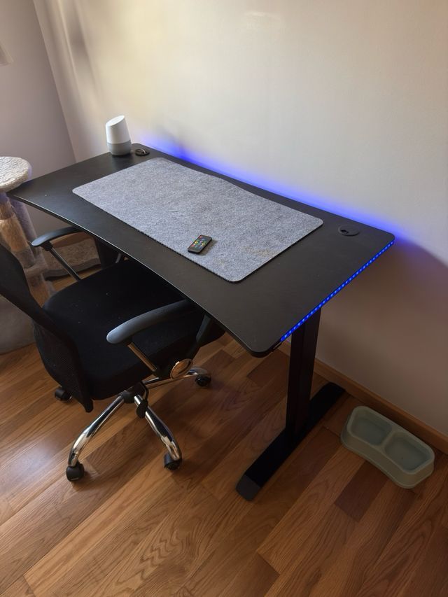 Escritorio y Silla de Oficina Negro