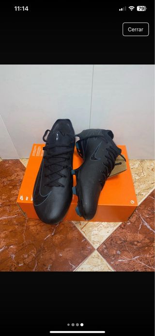 Botas de fútbol Nike negras