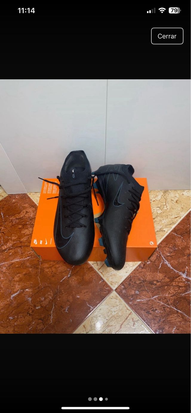Botas de fútbol Nike negras