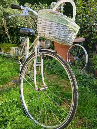 Bicicleta Torrot antigua y restaurada a capricho.