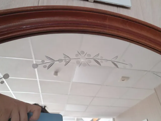 Specchio rotondo d'epoca in legno