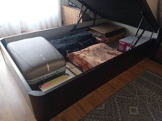 CANAPÉ 170 € + COLCHÓN VISCOELÁSTICA 50 €