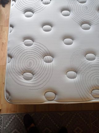 CANAPÉ 170 € + COLCHÓN VISCOELÁSTICA 50 €