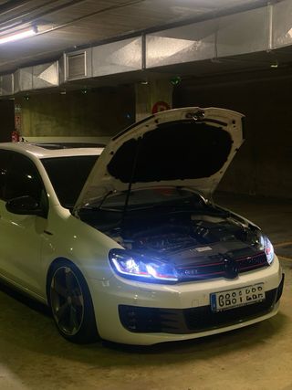 Volkswagen Golf GTI MK6 2011