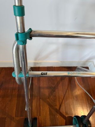 Andador Forta air con ruedas delanteras