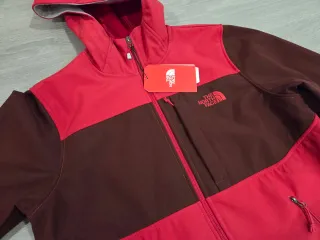Chaqueta The North Face talla S nueva softshell