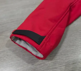 Chaqueta The North Face talla S nueva softshell